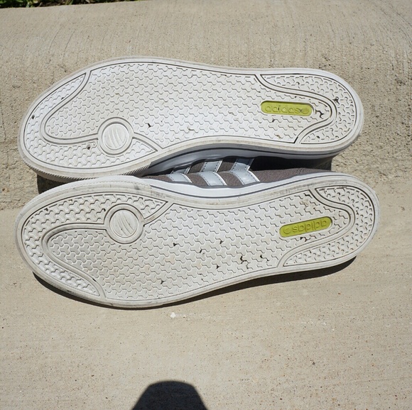 ADIDAS - Picture 5 of 8